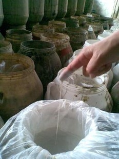 白乳胶选购抓住这几个要点一定不会错